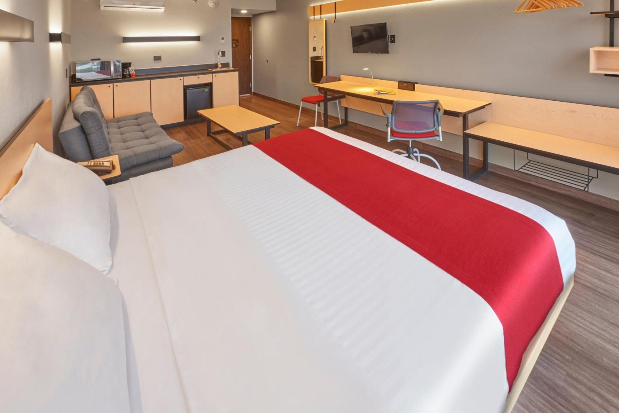 City Express Plus By Marriott Puerto Vallarta Dış mekan fotoğraf