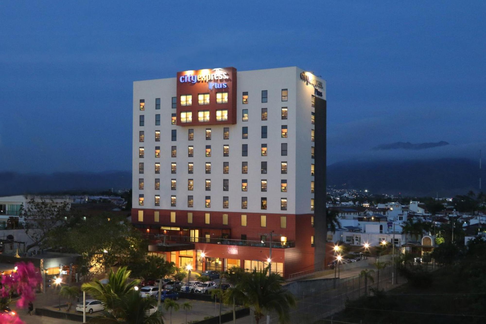 City Express Plus By Marriott Puerto Vallarta Dış mekan fotoğraf