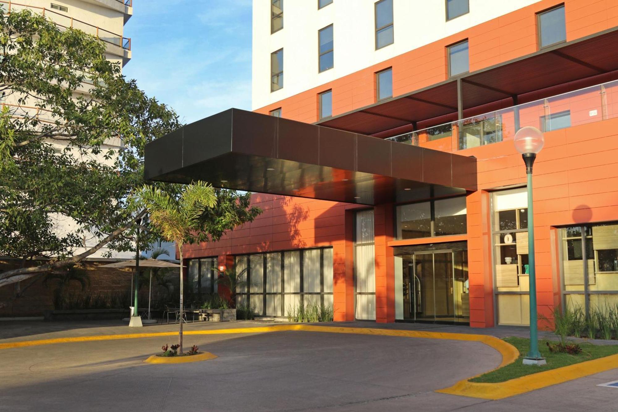City Express Plus By Marriott Puerto Vallarta Dış mekan fotoğraf