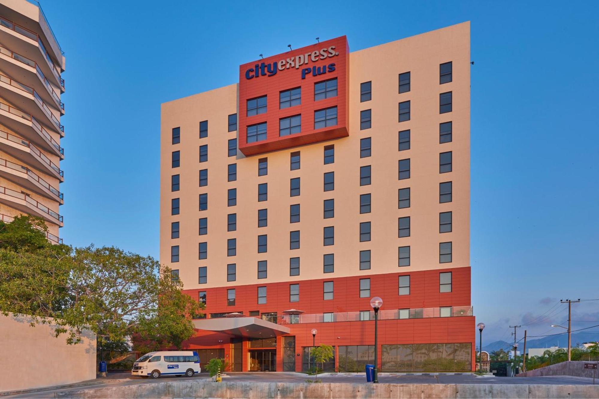 City Express Plus By Marriott Puerto Vallarta Dış mekan fotoğraf